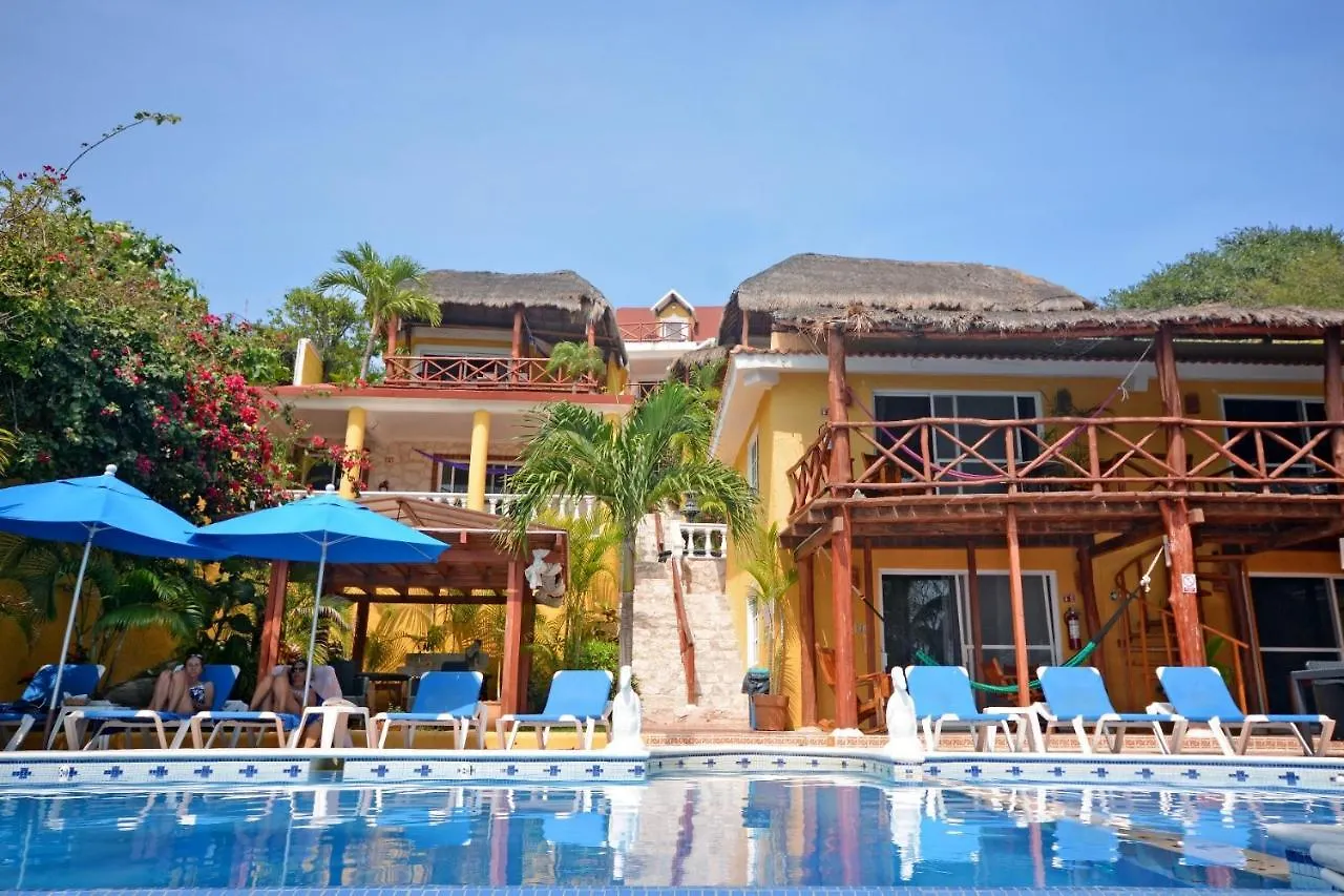Hotel La Joya Isla Mujeres 4*,
